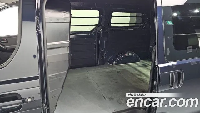 Hyundai Starex 2019 thumb 12
