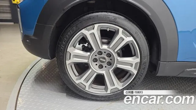 Mini Countryman 2022 thumb 5