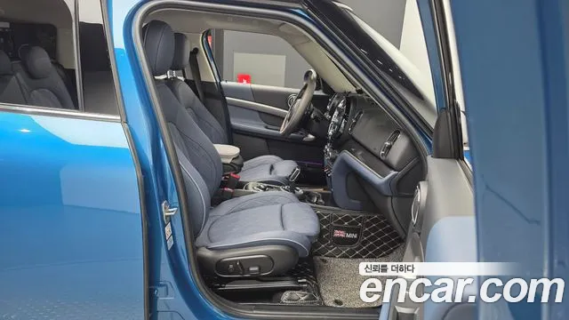 Mini Countryman 2022 thumb 11