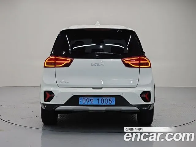 Kia Niro 2022 thumb 3