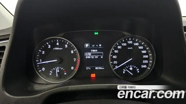 Hyundai Avante 2016 thumb 8