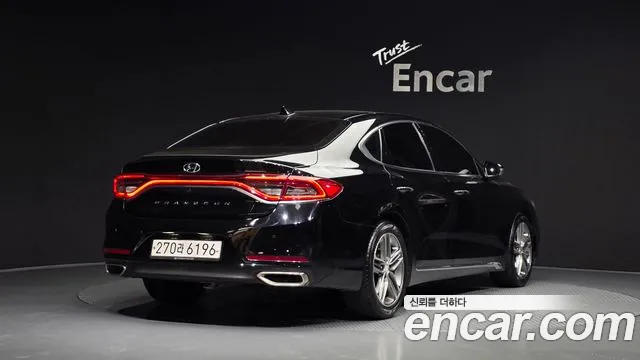 Hyundai Grandeur 2017 thumb 2