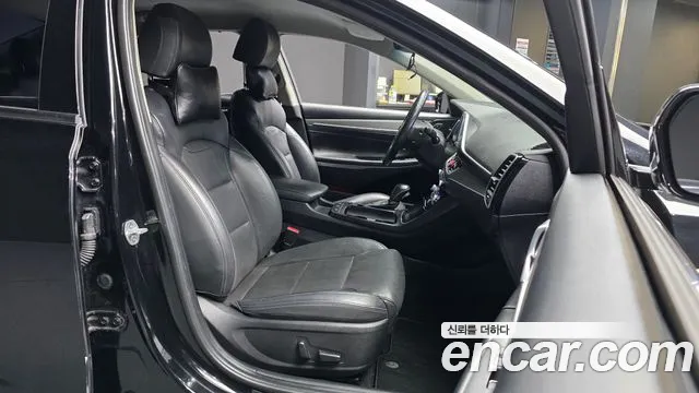 Hyundai Grandeur 2017 thumb 11