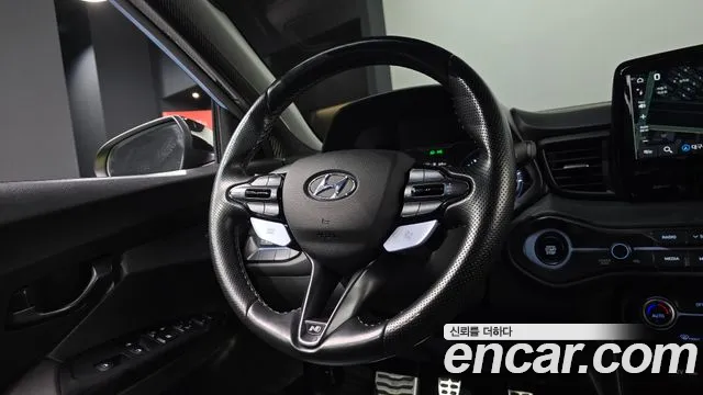 Hyundai Veloster 2019 thumb 12