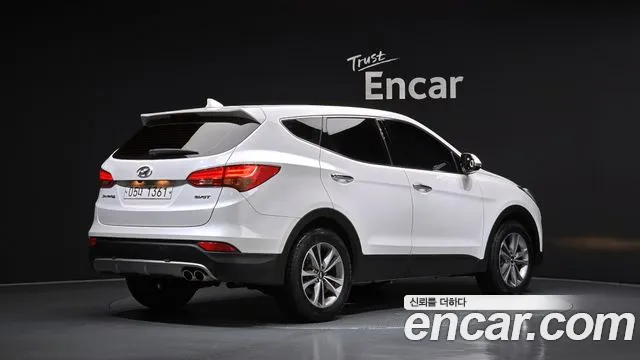 Hyundai Santa Fe 2014 thumb 2