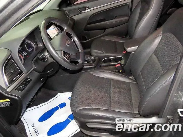 Hyundai Avante 2016 thumb 6