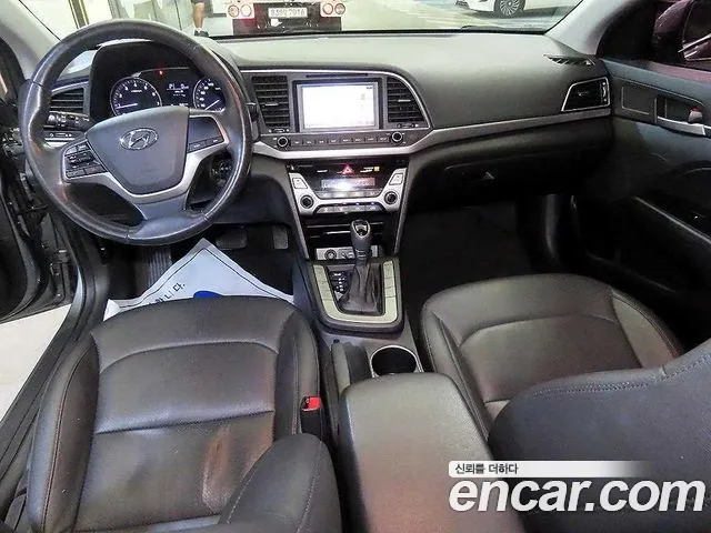 Hyundai Avante 2016 thumb 10