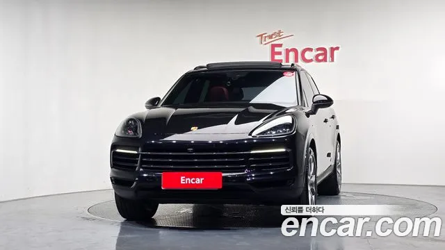 Porsche Cayenne 2019 thumb 3