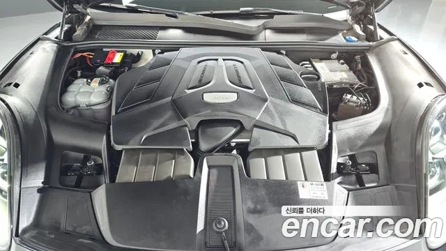 Porsche Cayenne 2019 thumb 6