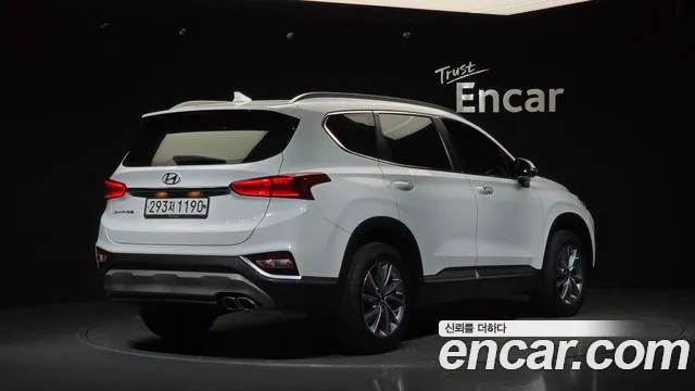Hyundai Santa Fe 2019 thumb 2