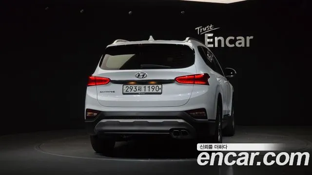 Hyundai Santa Fe 2019 thumb 4