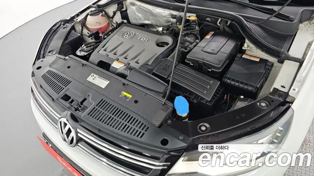 Volkswagen Tiguan 2015 thumb 6