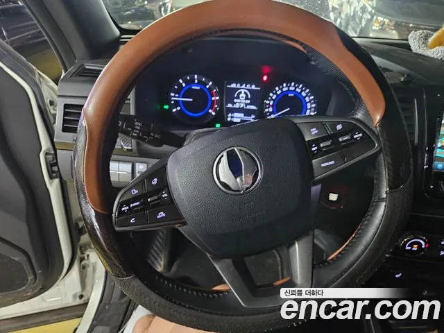 KG_Mobility_Ssangyong Rexton 2019 thumb 8