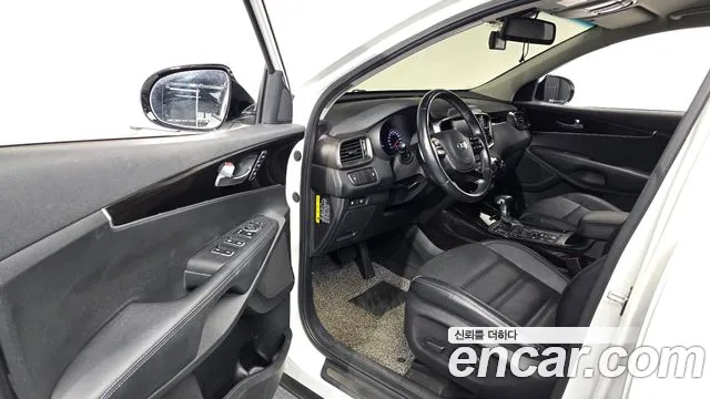 Kia Sorento 2017 thumb 10