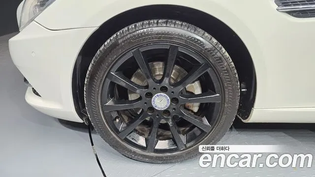 Mercedes-Benz SLK-Class 2012 thumb 5