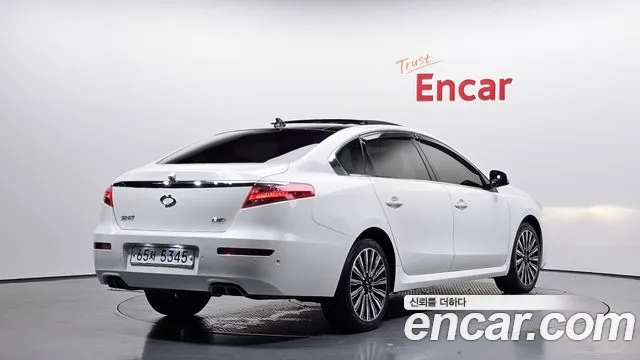 Renault Latitude 2014 thumb 2