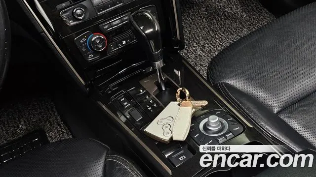 Renault Latitude 2014 thumb 9