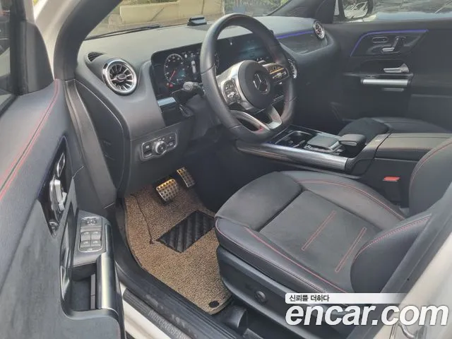 Mercedes-Benz GLA 2023 thumb 5