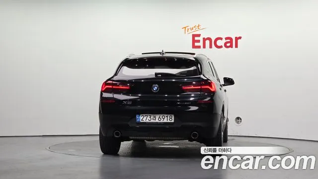 BMW X2 2021 thumb 4