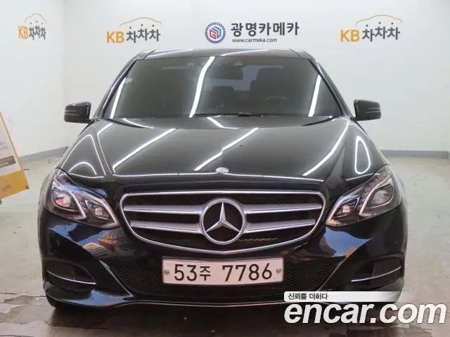 Mercedes-Benz E-Класс 2015 thumb 12