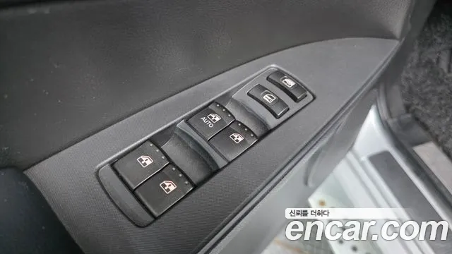 KG_Mobility_Ssangyong KORANDO 2015 thumb 12