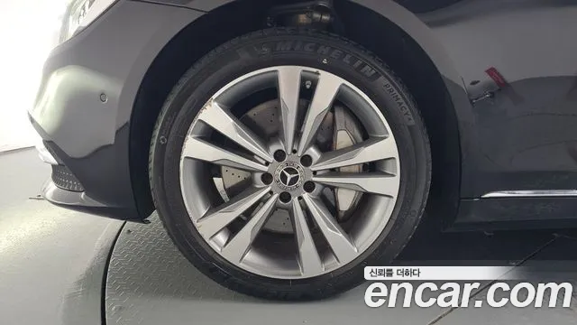 Mercedes-Benz S-Класс 2018 thumb 5