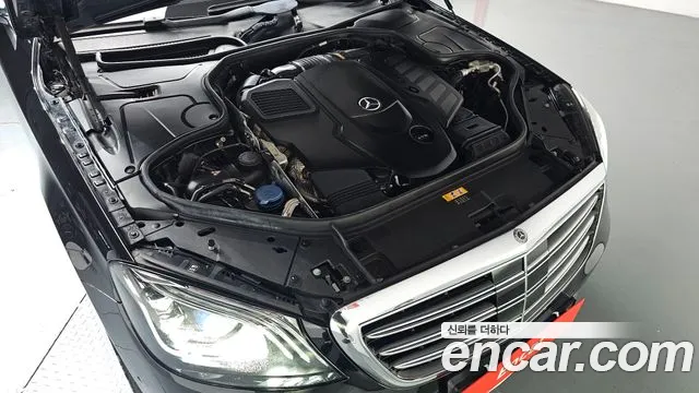 Mercedes-Benz S-Класс 2018 thumb 6