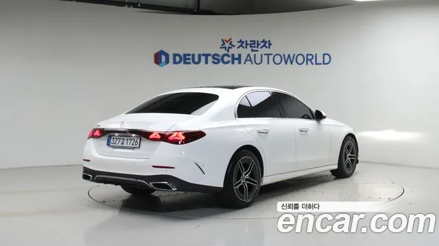 Mercedes-Benz E-Класс 2026 thumb 2