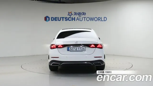 Mercedes-Benz E-Класс 2026 thumb 4