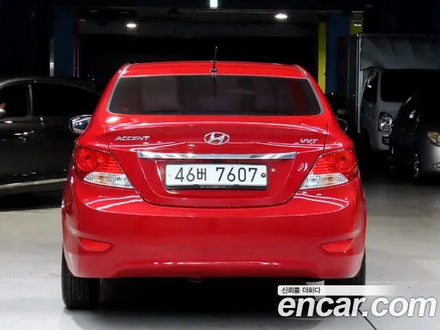 Hyundai Accent 2012 thumb 3