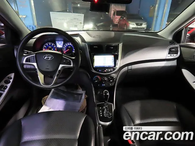 Hyundai Accent 2012 thumb 5