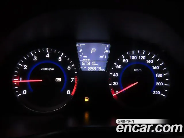 Hyundai Accent 2012 thumb 10