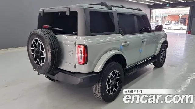 Ford Bronco 2022 thumb 2