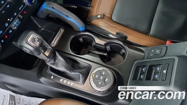 Ford Bronco 2022 thumb 9
