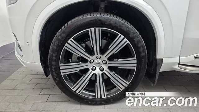 Volvo XC90 2022 thumb 5