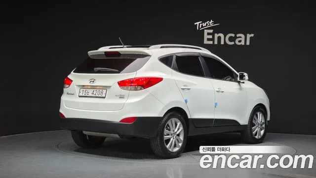 Hyundai Tucson 2011 thumb 2