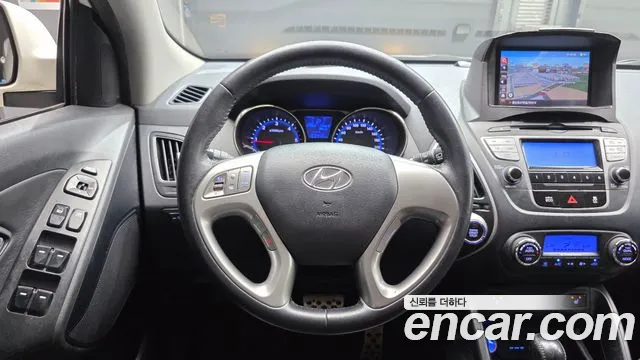 Hyundai Tucson 2011 thumb 12