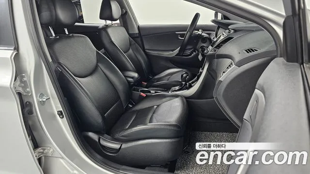 Hyundai Avante 2013 thumb 11