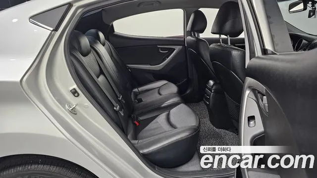 Hyundai Avante 2013 thumb 12