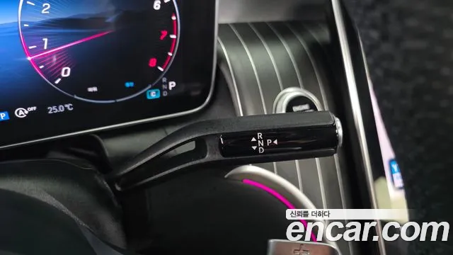 Mercedes-Benz GLC 2025 thumb 9
