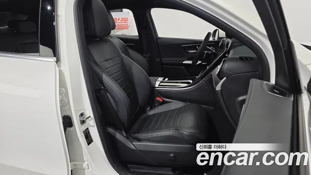 Mercedes-Benz GLC 2025 thumb 12