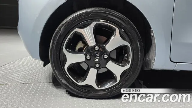 Kia Ray 2013 thumb 5