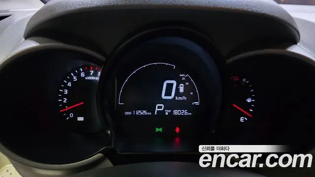 Kia Ray 2013 thumb 8