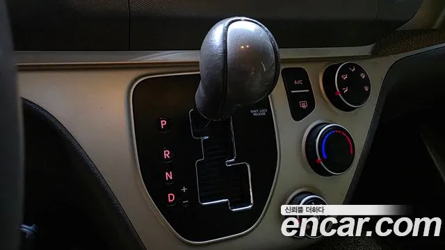 Kia Ray 2013 thumb 9
