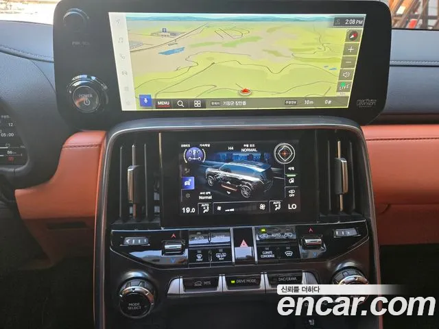 Lexus LX 2025 thumb 9