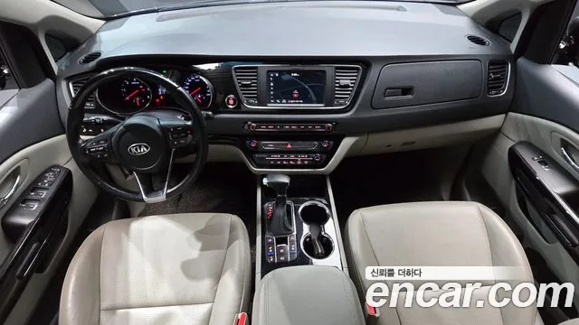 Kia Carnival 2020 thumb 7