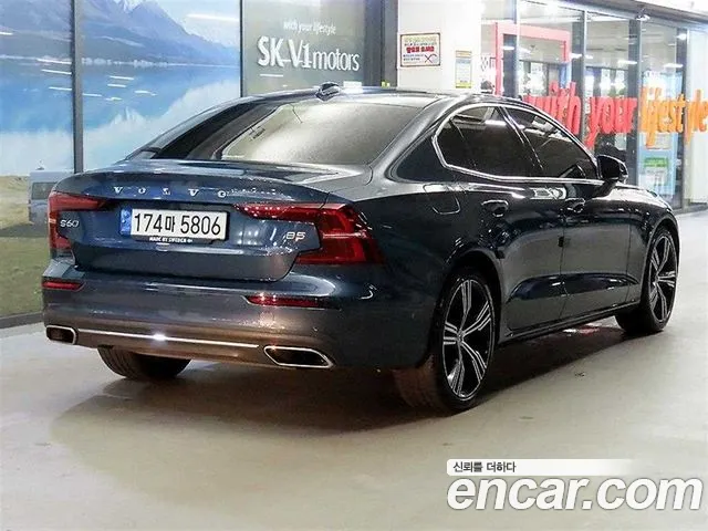 Volvo S60 2021 thumb 4
