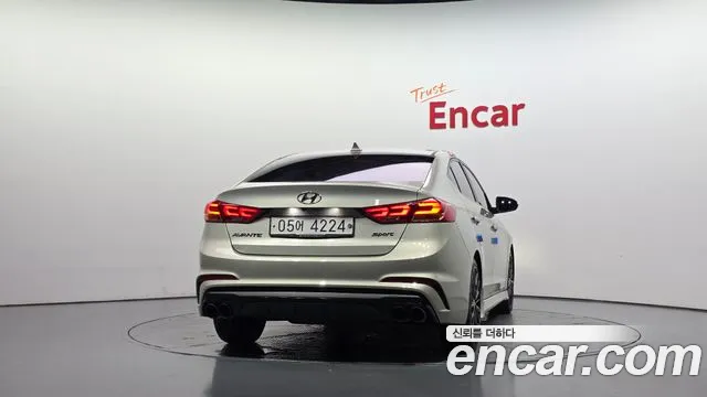 Hyundai Avante 2017 thumb 4