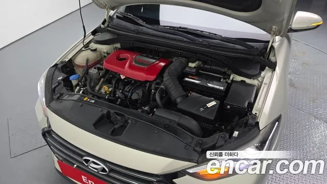 Hyundai Avante 2017 thumb 6
