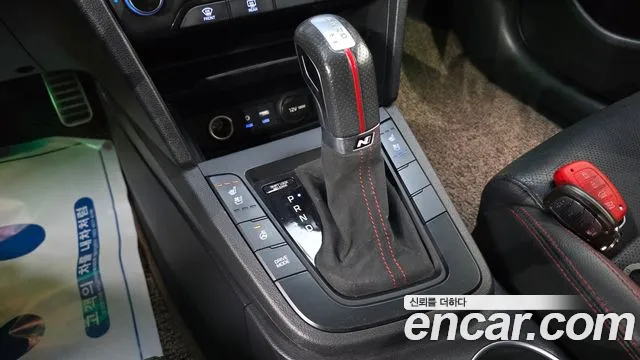 Hyundai Avante 2017 thumb 9